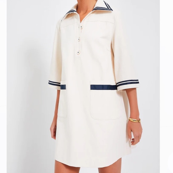 Gardenia Hart Shirt Dress
POMANDER PLACE - Picture 2 of 10